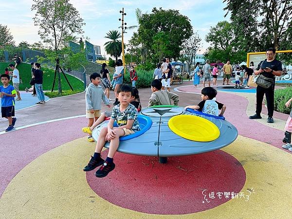 【彰化】田尾親子公園|田尾怡心園|有萌萌的兔子造景|假日玩公