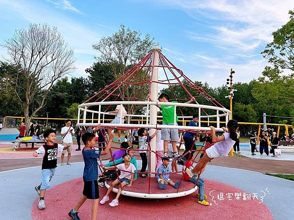 【彰化】田尾親子公園|田尾怡心園|有萌萌的兔子造景|假日玩公