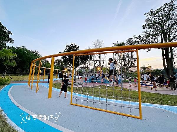 【彰化】田尾親子公園|田尾怡心園|有萌萌的兔子造景|假日玩公