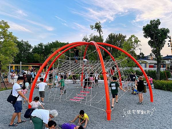 【彰化】田尾親子公園|田尾怡心園|有萌萌的兔子造景|假日玩公