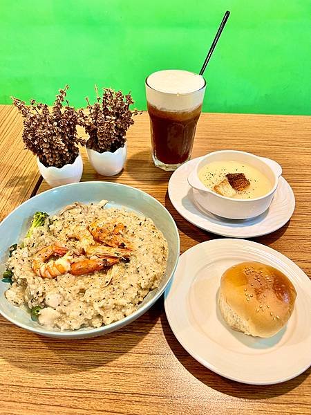 食 ☆ 台中｜北區美食｜青食義大利麵｜義大利麵燉飯專賣店｜披