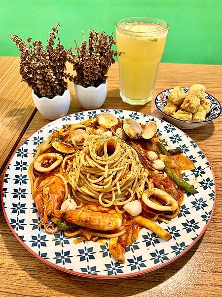 食 ☆ 台中｜北區美食｜青食義大利麵｜義大利麵燉飯專賣店｜披