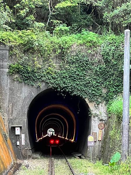 旅遊 ☆ 苗栗三義｜勝興車站舊山線鐵道自行車｜半日遊一日遊｜