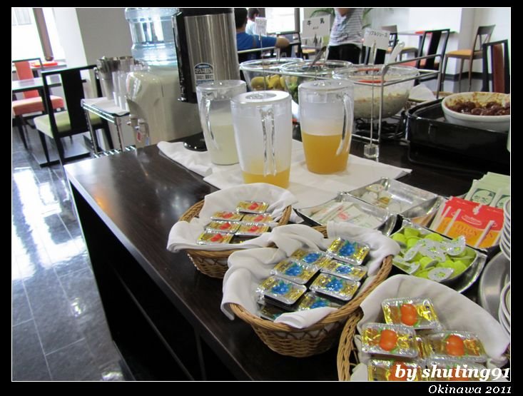 110724 1Y11M a Hotel Oranjour  Breakfast (2).jpg