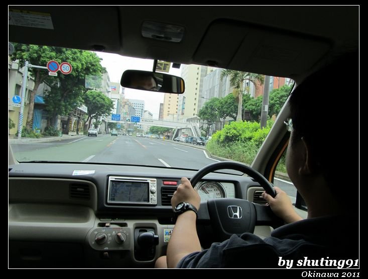 110724 1Y11M b OTS  Car Rental (10).jpg