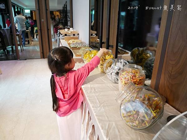 宜蘭礁溪親子飯店，發光積木讓小孩跟老公玩翻，兆品酒店(礁溪)