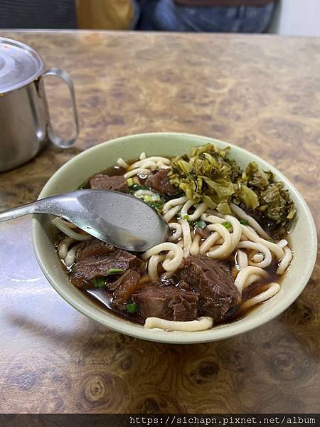 [美食] 台北/萬華區-富宏牛肉麵｜靠近北門與西門町24小時