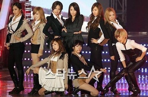 SNSD.JPG