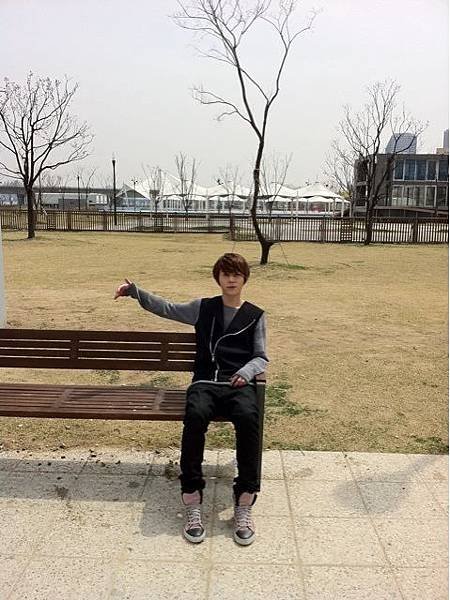 110420_junhyung_photo1