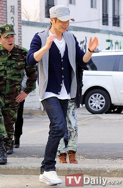 20120416_kangin_military5