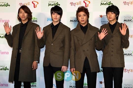 CNBLUE