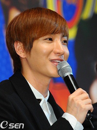 20120527_Leeteuk_SS4