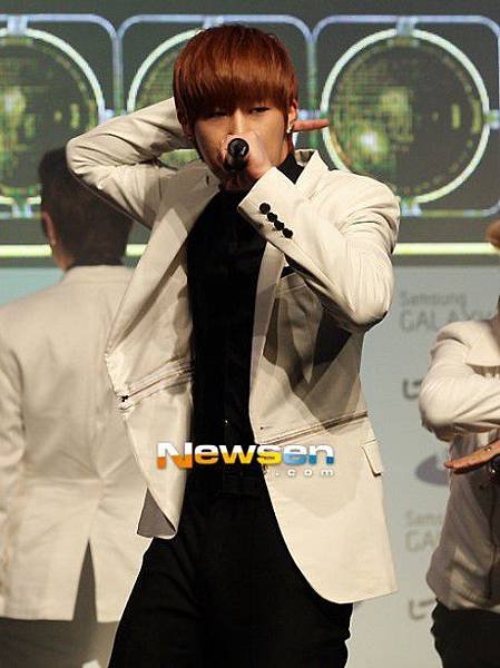 20120717_infinite_sunggyu_immortalsong2-460x615