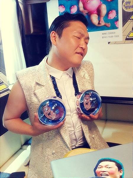 20120720_psy_sistar