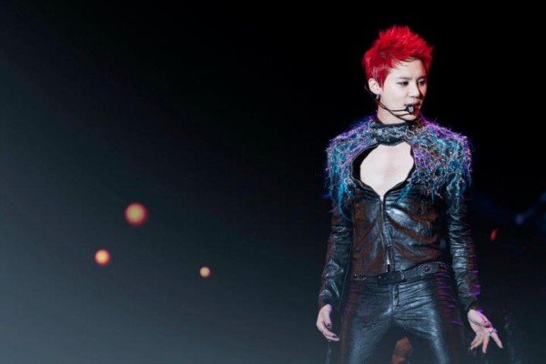 20120807_xia_firstasiatour-600x400