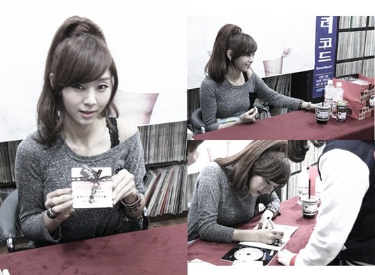 20110214_gnafirstfansigningevent_main