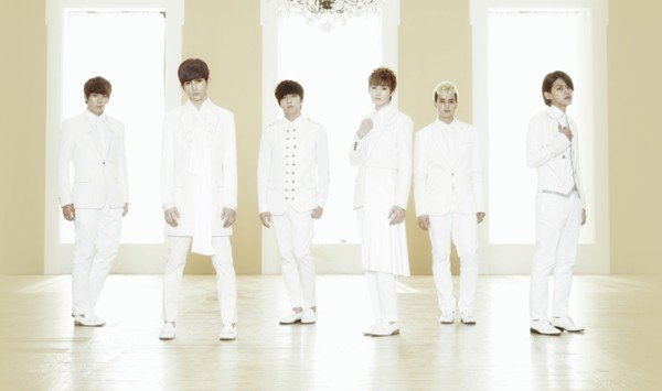 20121120_ukiss2-600x355