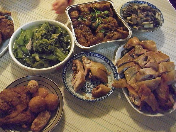 DSCF5112-因為他吃不到雞腿.JPG