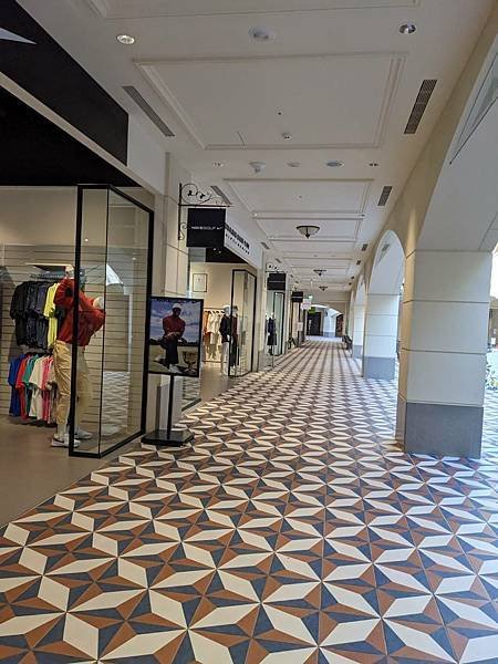 麗寶OUTLET-13.jpg