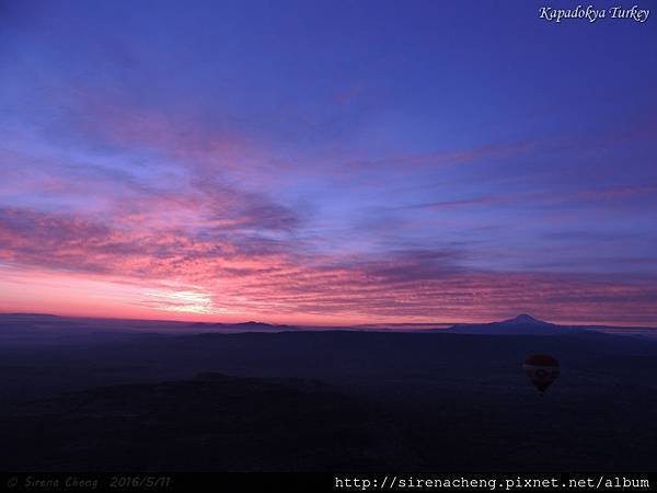 土耳其卡帕多琪亞 Turkey Cappadocia/Kapadokya 熱氣球上的清晨