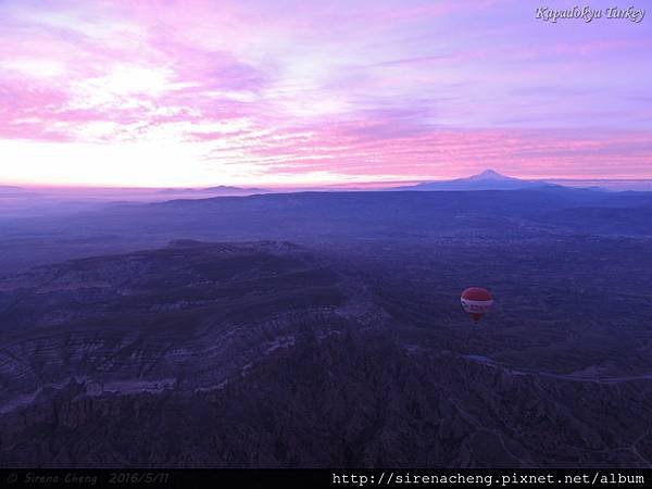 土耳其卡帕多琪亞 Turkey Cappadocia/Kapadokya 熱氣球上的清晨