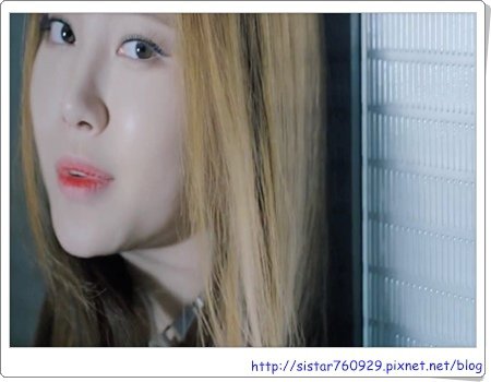 Girl&apos;s Day-Yura3