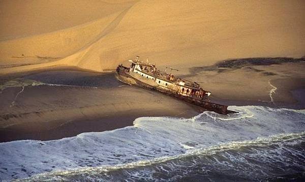 N-Skeleton coast2.jpg