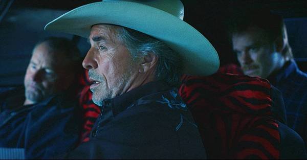Cold-in-July-2014-movie-pic4