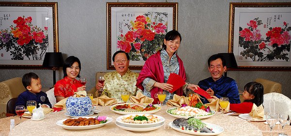 團圓宴形象照.jpg
