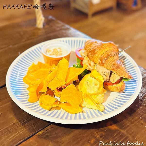 《桃園平鎮區美食 》 露營渡假風咖啡廳 Hakkafe’哈嘎