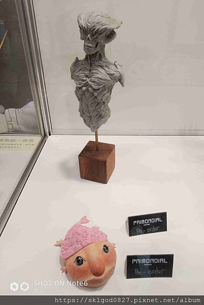 P91012-110413_compressed.jpg