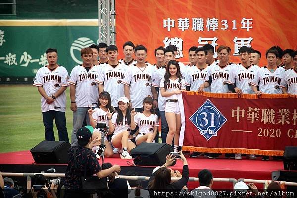 IMG_3420_compressed.jpg