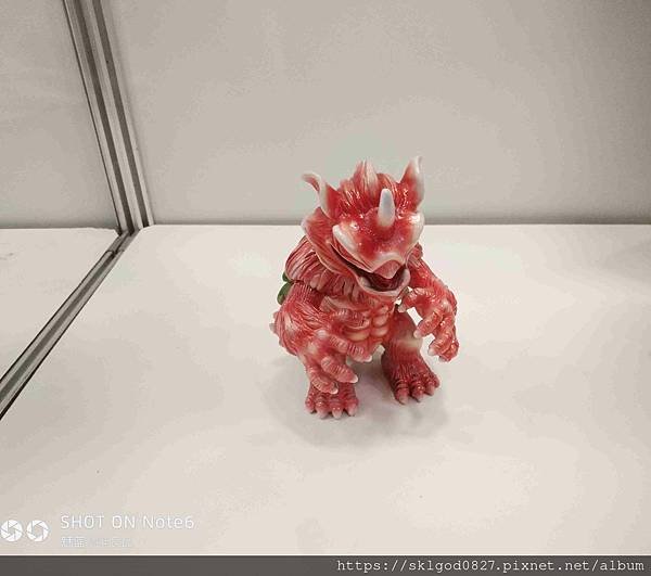 P01121-160827_compressed.jpg