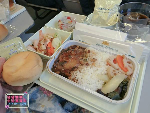 越南自助旅行，越南航空體驗，越南航空飛機餐-1120103.jpg