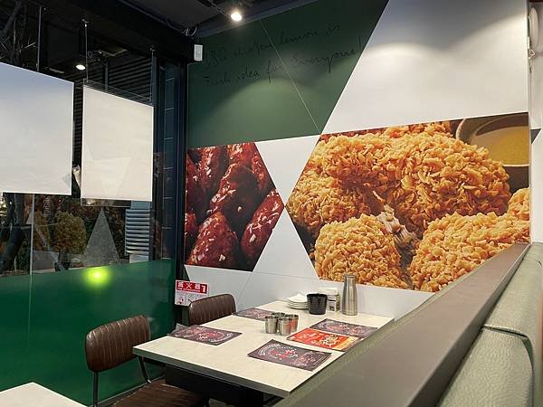 LINE_ALBUM_bb.q CHICKEN龜山文欣店_230128_0.jpg