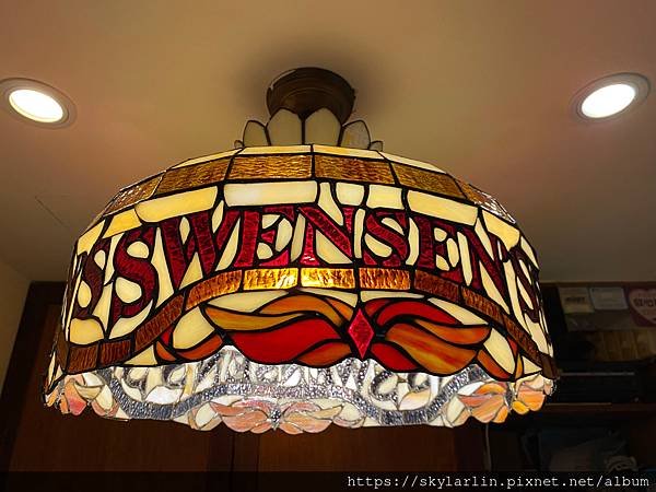 【双聖SWESEN&apos;s】台北松山丨一間有故事的經典美式餐廳，