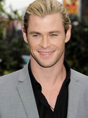 12-chris-hemsworth