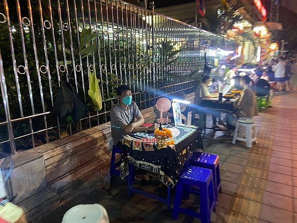國外遊記 泰國 Thaniya road 夜闖日本歡樂街 2