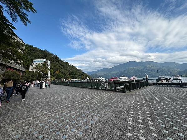 日月潭遊湖 (1).jpg