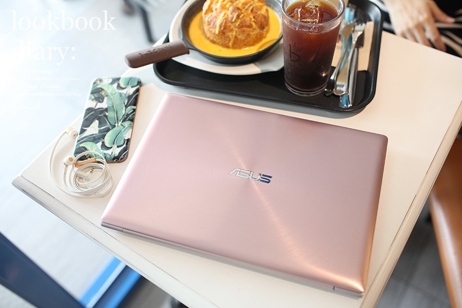 ASUS ZENBOOK - 08