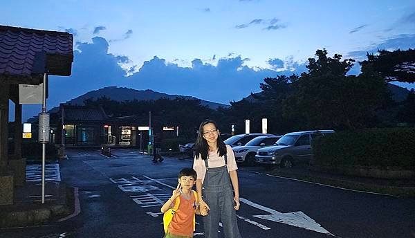 蟲蟲巴斯：陽明山夜間生態導覽/ 螢火蟲大冒險
