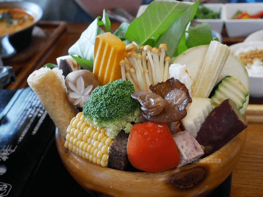 台中南屯區熱浪島南洋蔬食茶堂首創南洋蔬食料理創意蔬食餐廳葷食者肉食主義者也讚不絕口的異國蔬食料理台中素食餐廳 (22).png