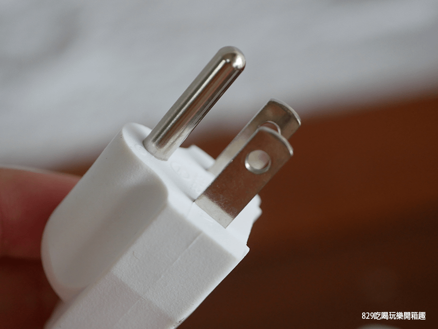 【3C家電開箱文】GPLUS GP便利燙 手持蒸氣掛燙機｜一鍵操作超快30秒預熱｜小巧便攜輕量化｜雙11團購優惠 (5).png
