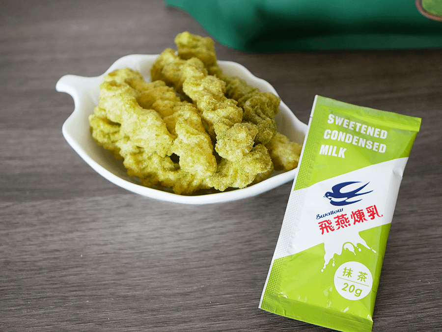 【團購零食】大眼蝦x飛燕煉乳-抹茶煉乳卡力｜追劇必備~口感酥脆令人忍不住一口接一口｜沾抹茶醬吃更刷嘴 (6).png