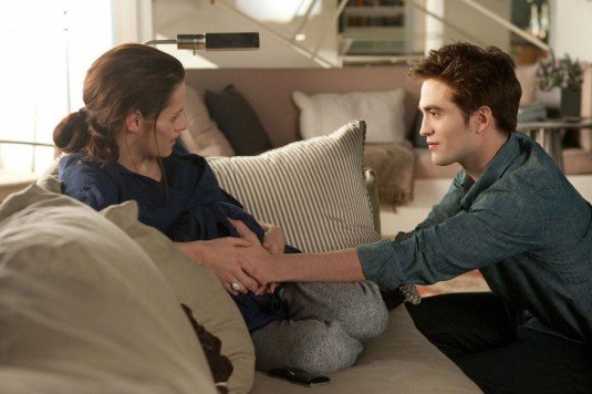 Breaking-Dawn-Part-1_4-535x356