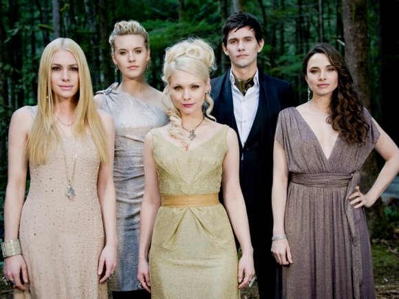 breaking-dawn-part-1-stills-11142011-14-580x435