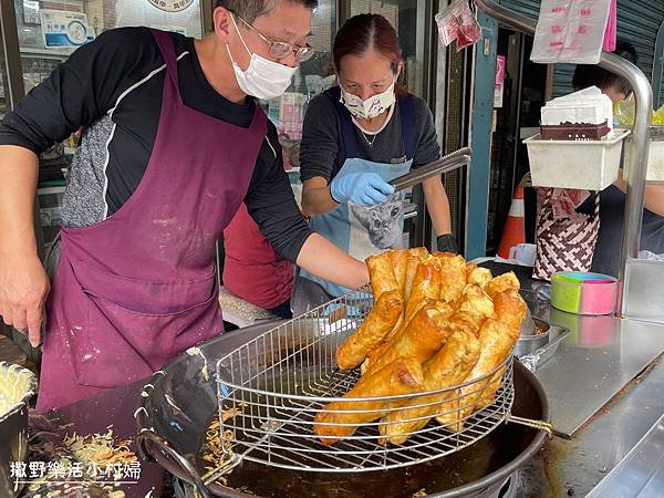 宜蘭美食》三星阿琴春捲｜超邪惡一吃就上癮，外酥內鮮甜，銅板價