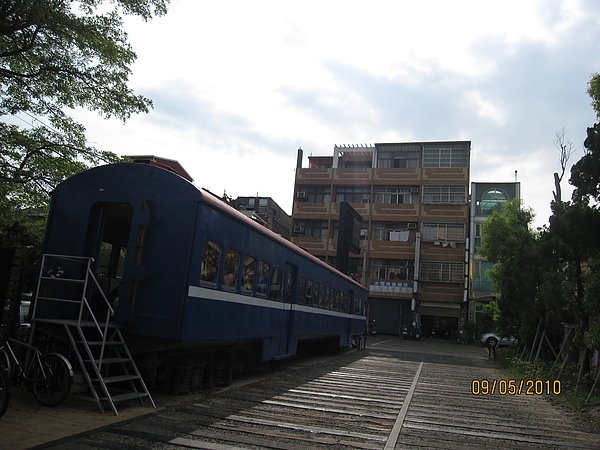 氣車旅館住透透!!