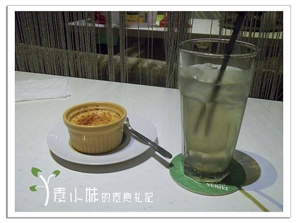 飲料 甜點 布丁 野菜共和國 台中素食蔬食食記.jpg