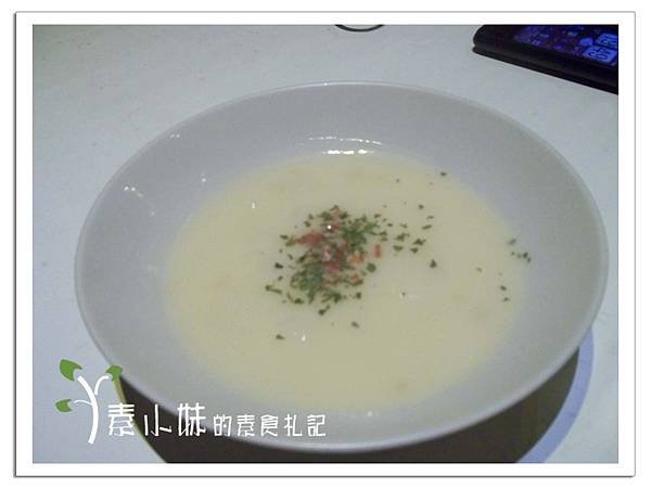 濃湯 野菜共和國 台中素食蔬食食記.jpg